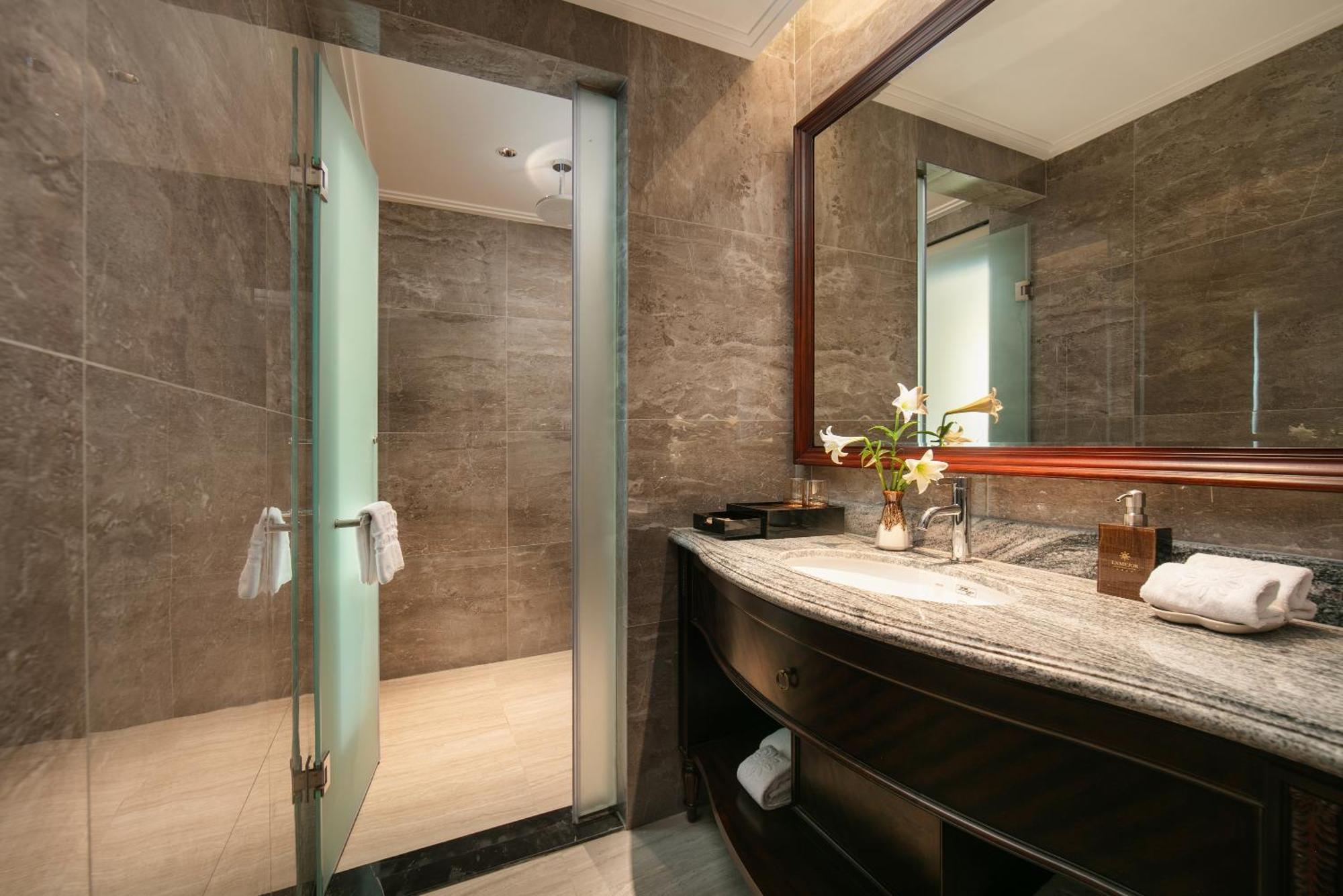 La Mejor Indochine 5* Hà Nội